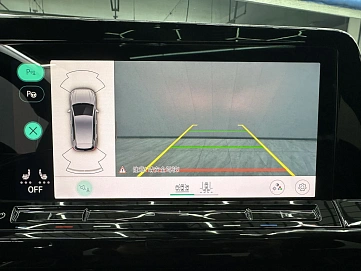 Volkswagen Golf, 2023г, передний привод, робот