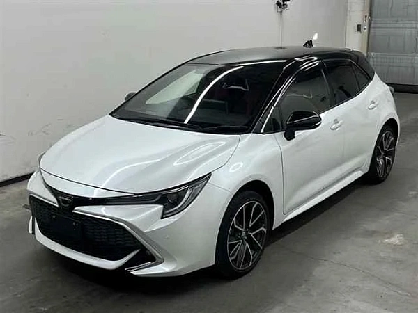 Toyota Corolla, 2022г., передний привод, вариатор