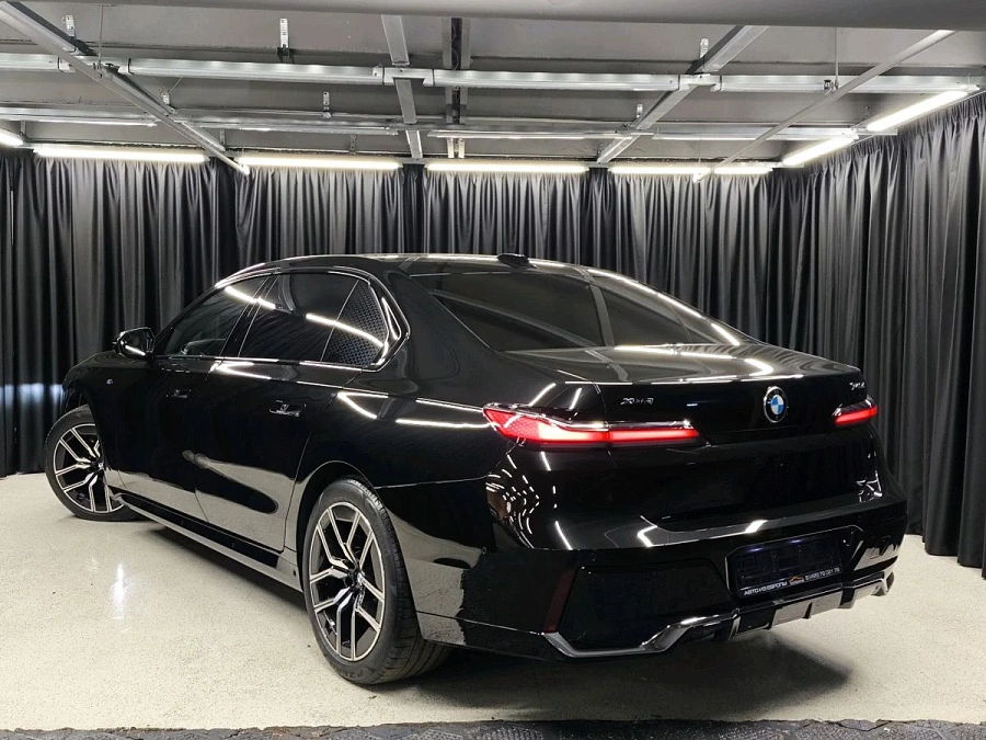 BMW , 2024г., полный привод, автомат