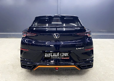 Changan UNI-T, 2023г, передний привод, робот