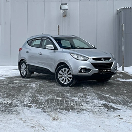 Hyundai ix35, 2011г, передний привод, автомат
