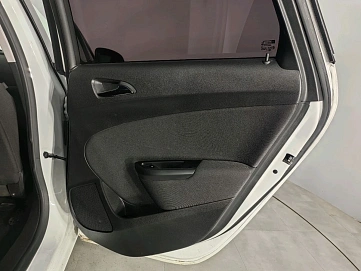 Opel Astra, 2013г, передний привод, механика