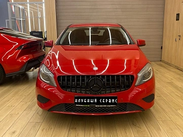 Mercedes-Benz A-Класс, 2015г, передний привод, робот