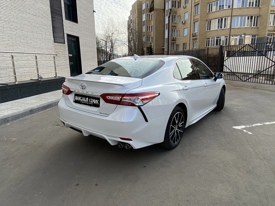 Toyota Camry, 2023г., передний привод, автомат