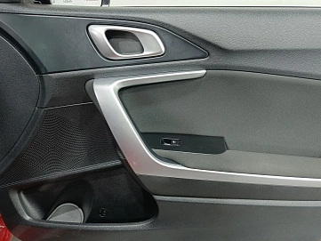 Kia Ceed, 2020г, передний привод, автомат