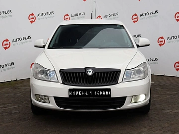 Skoda Octavia, 2010г, передний привод, робот