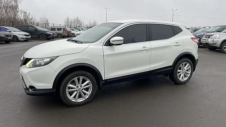 Nissan Qashqai, 2017г, передний привод, вариатор