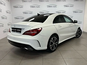 Mercedes-Benz , 2016г., передний привод, автомат