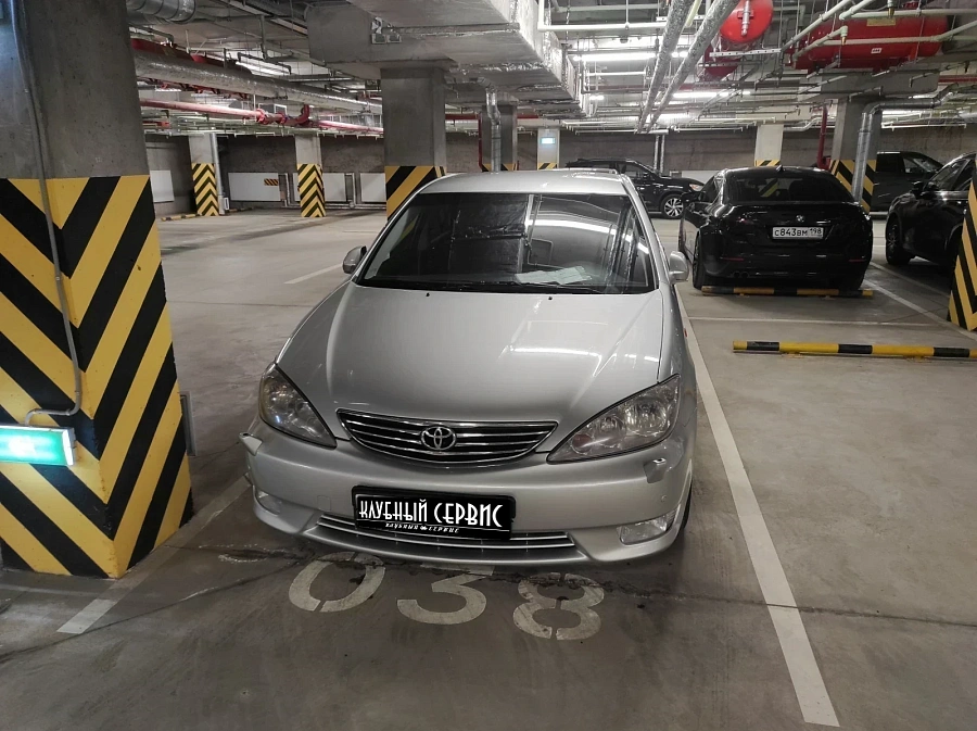 Toyota Camry, 2005г., передний привод, автомат