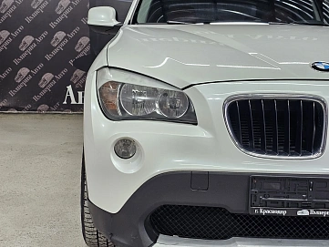 BMW X1, 2012г, задний привод, автомат