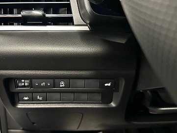 Mitsubishi Outlander, 2023г, передний привод, вариатор