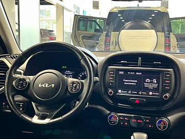 Kia Soul, 2022г, передний привод, автомат