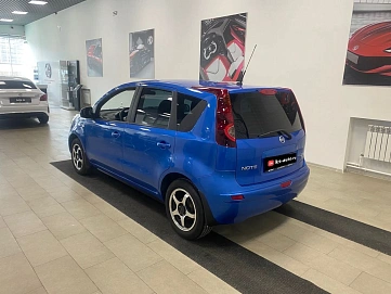 Nissan Note, 2010г., передний привод, механика