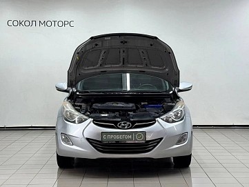 Hyundai Elantra, 2012г, передний привод, автомат