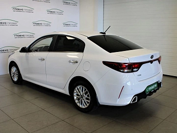 Kia Rio, 2021г, передний привод, автомат