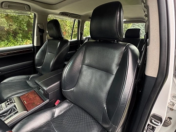 Lexus GX, 2011г, полный привод, автомат