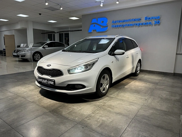 Kia Ceed, 2014г., передний привод, механика