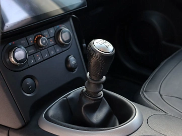 Nissan Qashqai, 2008г, передний привод, механика