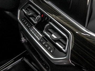 BMW X5, 2018г, полный привод, автомат