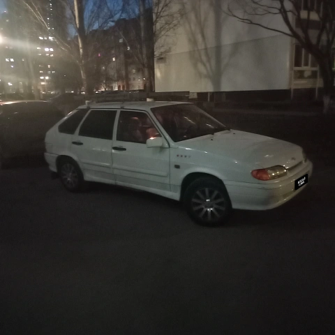 Lada (ВАЗ) 2114, 2011г., передний привод, механика