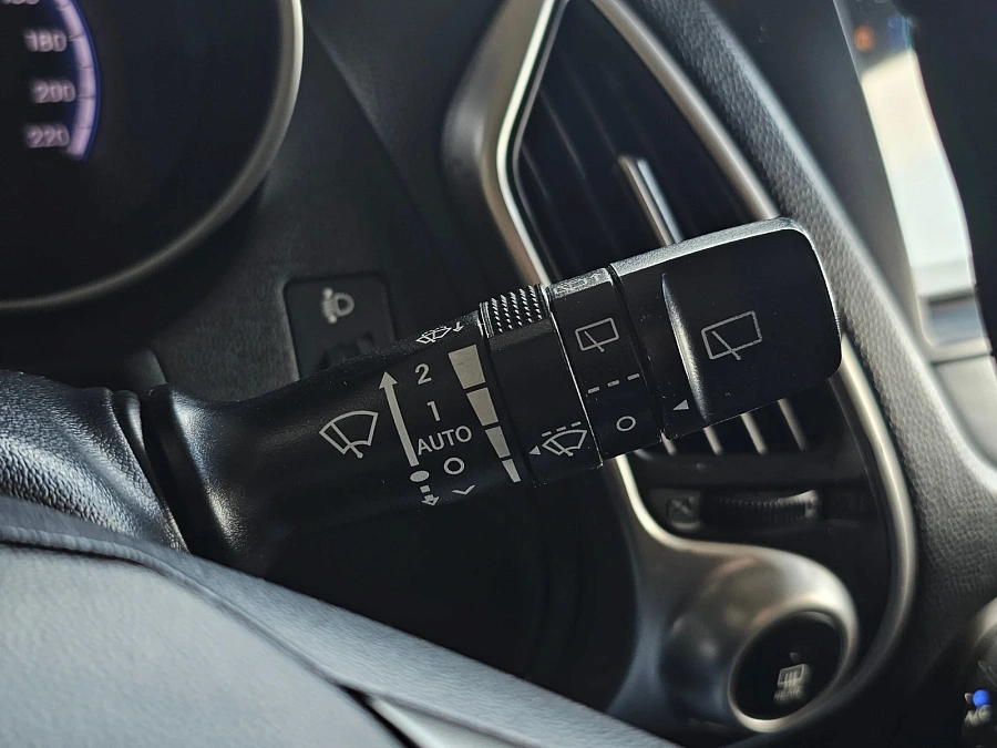 Hyundai ix35, 2012г., передний привод, автомат