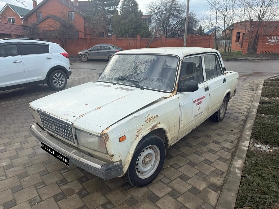 Lada (ВАЗ) 2107, 1999г., передний привод, механика