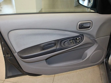 Nissan Almera, 2002г, передний привод, автомат