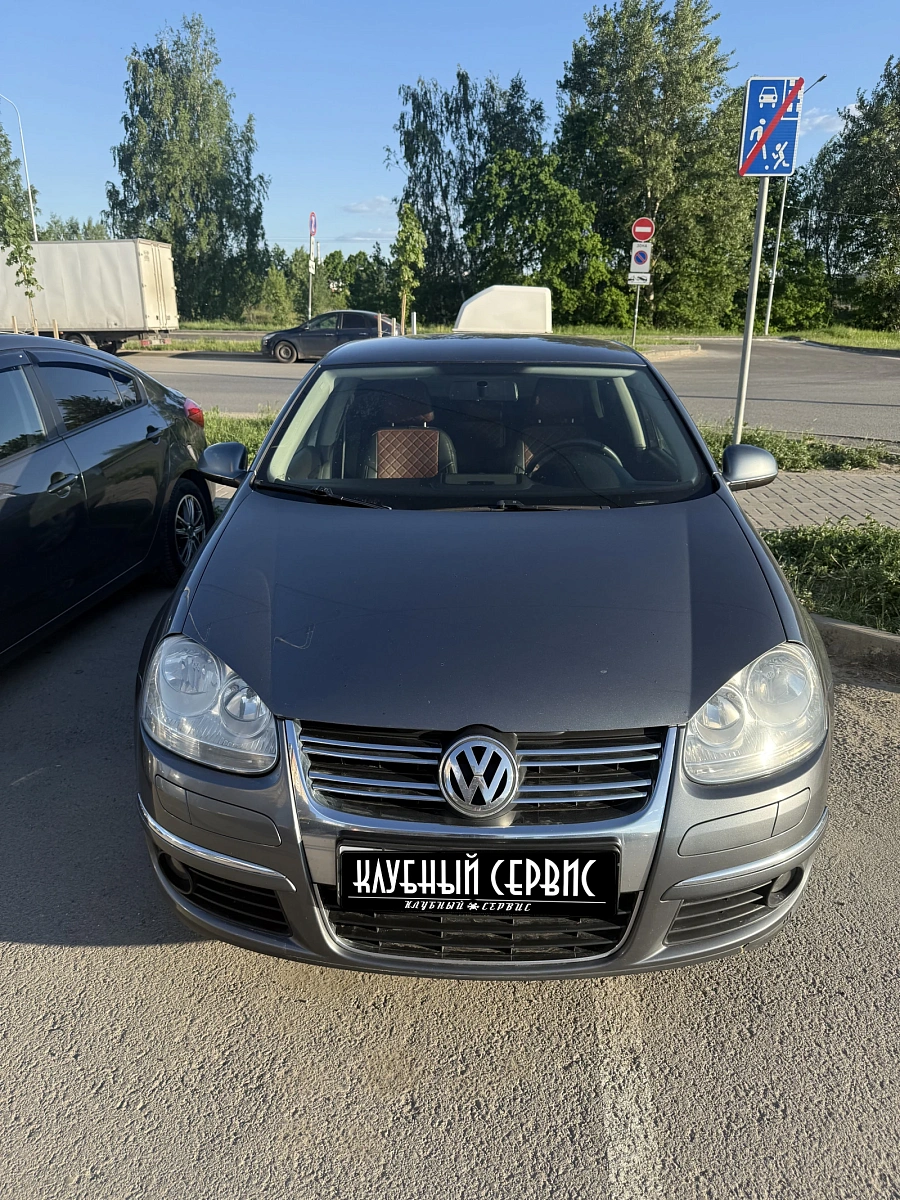 Volkswagen Jetta, 2010г., передний привод, механика