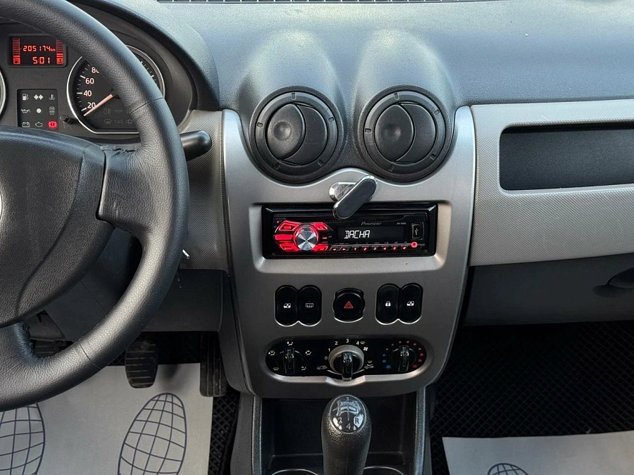 Renault Logan, 2011г., передний привод, механика