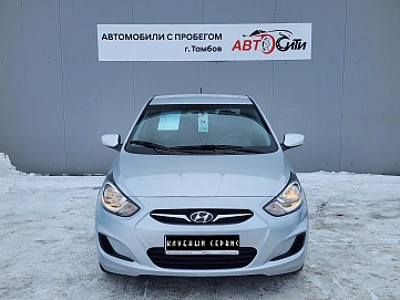 Hyundai Solaris, 2012г, передний привод, автомат