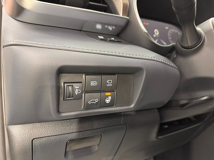 Toyota Highlander, 2025г., полный привод, автомат