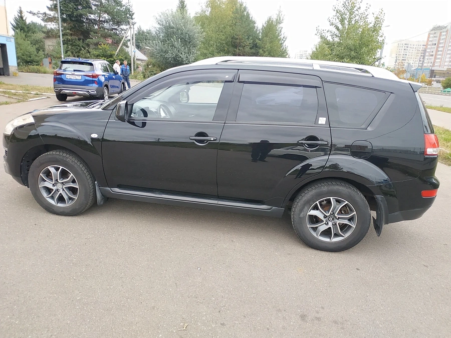 Citroen C-Crosser, 2010г., полный привод, робот