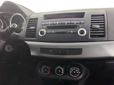 Mitsubishi Lancer, 2011г, передний привод, механика