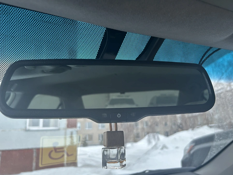 Toyota Camry, 2012г., передний привод, вариатор