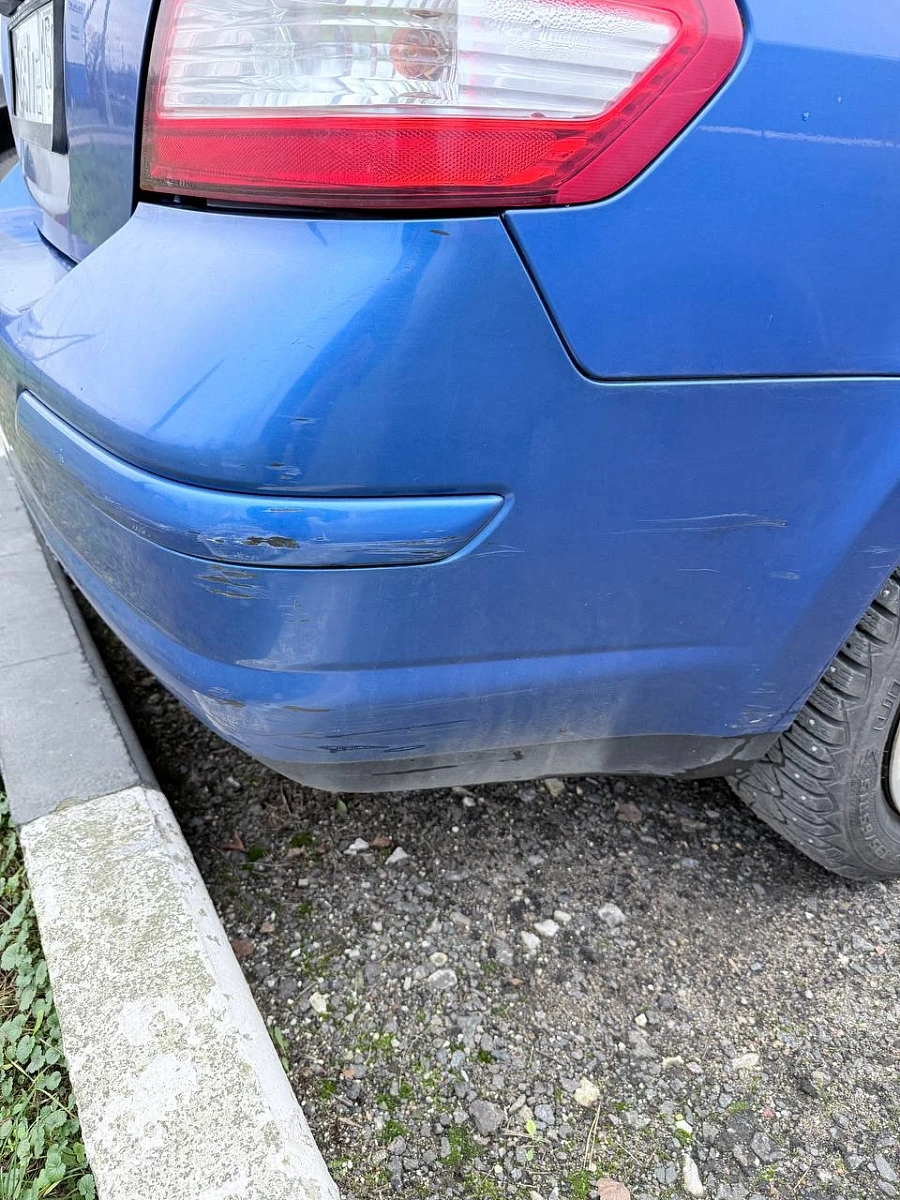 Nissan Tiida, 2008г., передний привод, автомат
