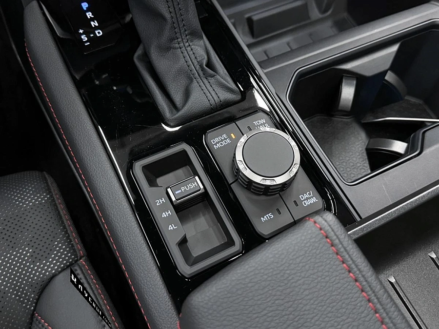 Toyota Sequoia, 2025г., полный привод, автомат