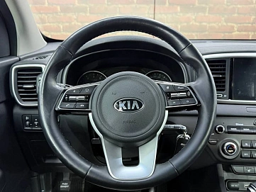 Kia Sportage, 2021г, передний привод, автомат