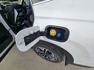 Hyundai Santa Fe, 2018г, передний привод, автомат
