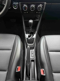 Toyota Yaris, 2023г, передний привод, вариатор