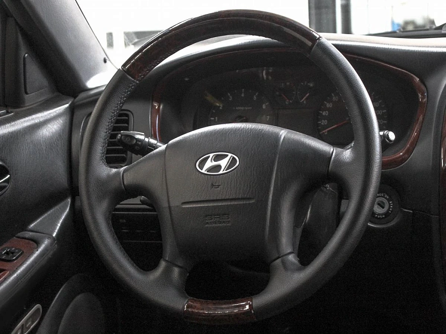 Hyundai Sonata, 2008г., передний привод, механика
