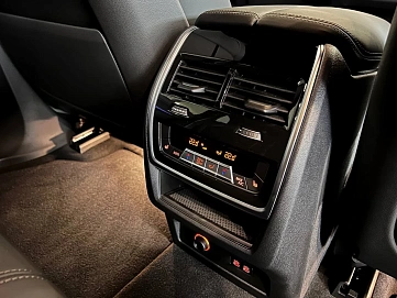 BMW X5, 2024г, полный привод, автомат