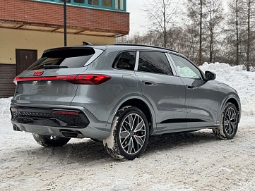 Audi Q5, 2025г, полный привод, робот