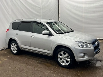 Toyota RAV4, 2010г, полный привод, автомат