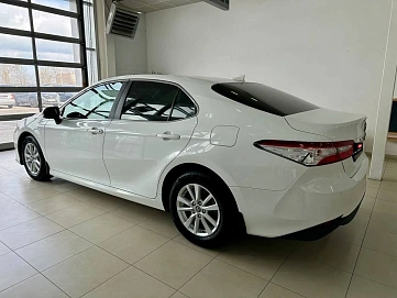 Toyota Camry, 2018г, передний привод, автомат
