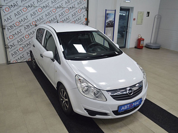 Opel Corsa, 2009г, передний привод, механика