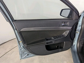 Mitsubishi Lancer, 2011г, передний привод, механика