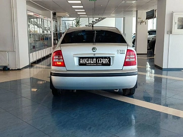 Skoda Octavia, 2006г, передний привод, механика