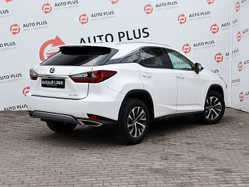Lexus RX, 2021г, полный привод, автомат