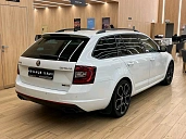 Skoda Octavia RS, 2018г., передний привод, робот
