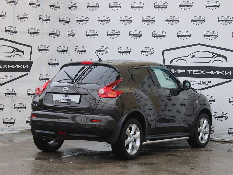 Nissan Juke, 2011г., передний привод, вариатор